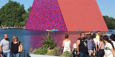 christo and jeanne claude mastaba hyde park london abu dhabi